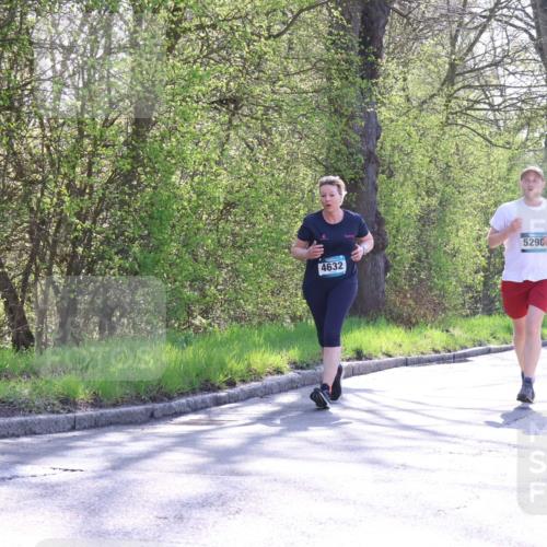 12.04.2026 - 45. Internationalen Wilhelmsburger Insellauf Yannick Fuchs http://msf.ph/oto/9494032 12.04.2026 10:48:12 Laufen 4632, 5298, 4382 meine-sportfotos.de