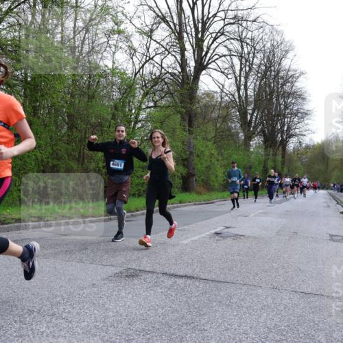 12.04.2026 - 45. Internationalen Wilhelmsburger Insellauf Yannick Fuchs http://msf.ph/oto/9494037 12.04.2026 13:03:20 Laufen 2815, 4691 meine-sportfotos.de