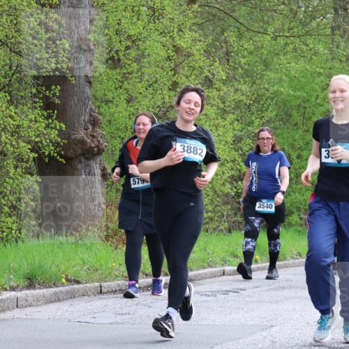 12.04.2026 - 45. Internationalen Wilhelmsburger Insellauf Yannick Fuchs http://msf.ph/oto/9494074 12.04.2026 13:03:24 Laufen 579, 3882, 3540, 33, 4491, 65 meine-sportfotos.de