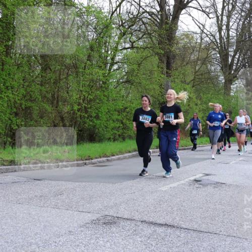 12.04.2026 - 45. Internationalen Wilhelmsburger Insellauf Yannick Fuchs http://msf.ph/oto/9494095 12.04.2026 13:03:26 Laufen 3881, 3882, 4491, 4838, 5348 meine-sportfotos.de