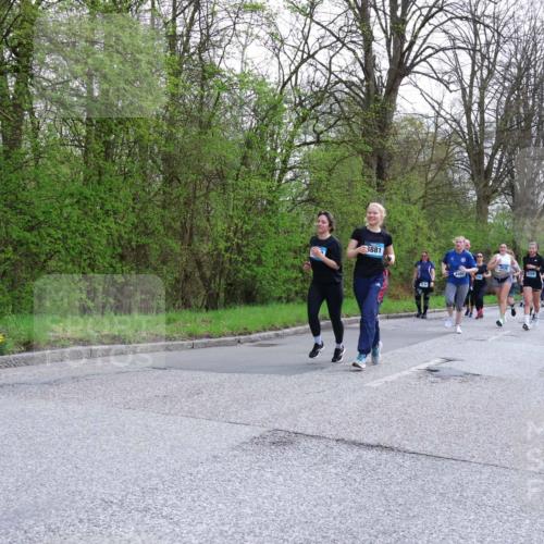 12.04.2026 - 45. Internationalen Wilhelmsburger Insellauf Yannick Fuchs http://msf.ph/oto/9494097 12.04.2026 13:03:26 Laufen 3881 meine-sportfotos.de