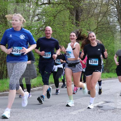 12.04.2026 - 45. Internationalen Wilhelmsburger Insellauf Yannick Fuchs http://msf.ph/oto/9494126 12.04.2026 13:03:29 Laufen 4491, 4837, 3767, 4838, 5348, 531 meine-sportfotos.de