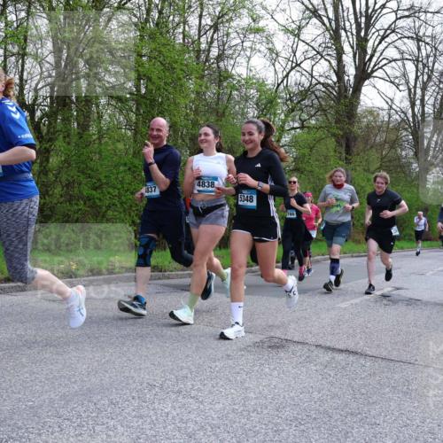 12.04.2026 - 45. Internationalen Wilhelmsburger Insellauf Yannick Fuchs http://msf.ph/oto/9494140 12.04.2026 13:03:30 Laufen 445, 4837, 4838, 5348, 765, 5318 meine-sportfotos.de