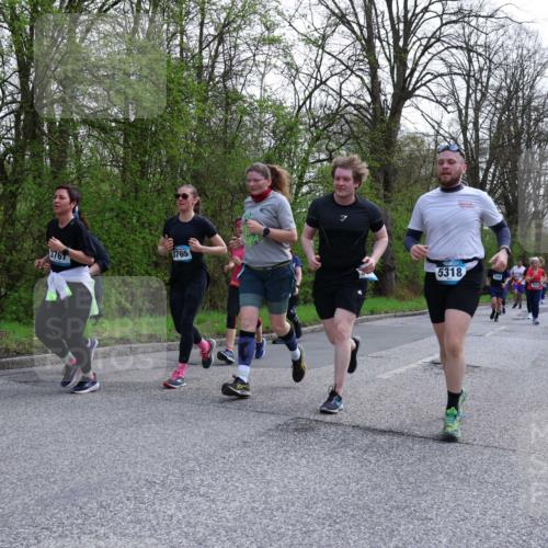12.04.2026 - 45. Internationalen Wilhelmsburger Insellauf Yannick Fuchs http://msf.ph/oto/9494152 12.04.2026 13:03:31 Laufen 3767, 3765, 5318 meine-sportfotos.de