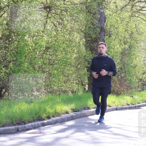 12.04.2026 - 45. Internationalen Wilhelmsburger Insellauf Yannick Fuchs http://msf.ph/oto/9494154 12.04.2026 10:48:24 Laufen  meine-sportfotos.de