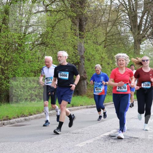 12.04.2026 - 45. Internationalen Wilhelmsburger Insellauf Yannick Fuchs http://msf.ph/oto/9494183 12.04.2026 13:03:34 Laufen 5517, 5666, 3656, 3306, 4820, 2670, 2316 meine-sportfotos.de