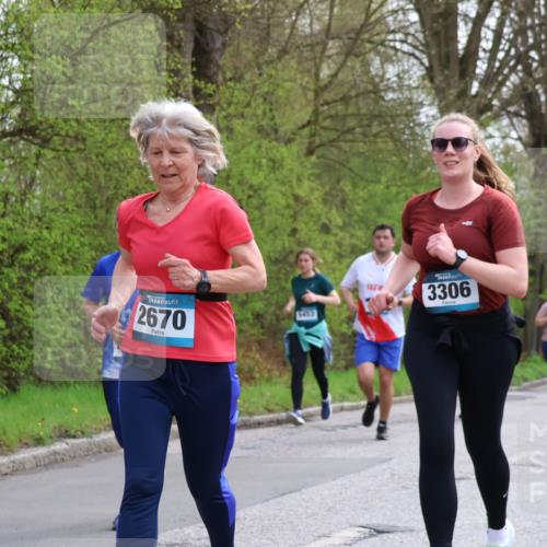 12.04.2026 - 45. Internationalen Wilhelmsburger Insellauf Yannick Fuchs http://msf.ph/oto/9494192 12.04.2026 13:03:35 Laufen 2670, 5453, 3306 meine-sportfotos.de