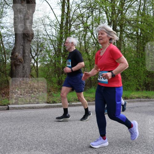 12.04.2026 - 45. Internationalen Wilhelmsburger Insellauf Yannick Fuchs http://msf.ph/oto/9494209 12.04.2026 13:03:37 Laufen 5666, 670, 4820, 3 meine-sportfotos.de