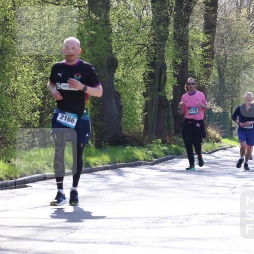 12.04.2026 - 45. Internationalen Wilhelmsburger Insellauf Yannick Fuchs http://msf.ph/oto/9494222 12.04.2026 10:48:33 Laufen 2166, 3178, 3558, 2418 meine-sportfotos.de