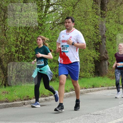12.04.2026 - 45. Internationalen Wilhelmsburger Insellauf Yannick Fuchs http://msf.ph/oto/9494223 12.04.2026 13:03:38 Laufen 5453, 4957, 4783 meine-sportfotos.de