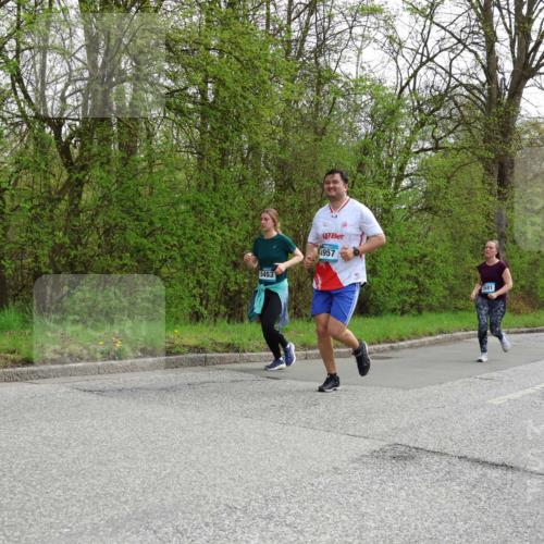 12.04.2026 - 45. Internationalen Wilhelmsburger Insellauf Yannick Fuchs http://msf.ph/oto/9494236 12.04.2026 13:03:39 Laufen 5453, 4957, 3656, 2681, 2316 meine-sportfotos.de