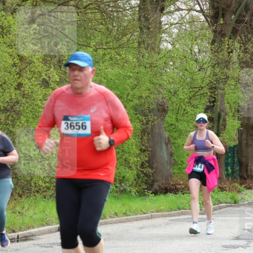 12.04.2026 - 45. Internationalen Wilhelmsburger Insellauf Yannick Fuchs http://msf.ph/oto/9494249 12.04.2026 13:03:41 Laufen 2316, 3, 3656, 1814, 4132, 849 meine-sportfotos.de