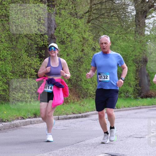 12.04.2026 - 45. Internationalen Wilhelmsburger Insellauf Yannick Fuchs http://msf.ph/oto/9494285 12.04.2026 13:03:45 Laufen 4132, 4849, 1814, 3630 meine-sportfotos.de