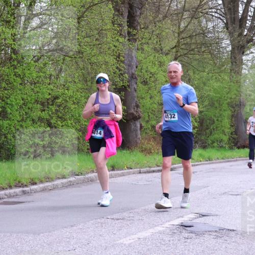 12.04.2026 - 45. Internationalen Wilhelmsburger Insellauf Yannick Fuchs http://msf.ph/oto/9494290 12.04.2026 13:03:46 Laufen 4814, 4132, 3630, 4849 meine-sportfotos.de