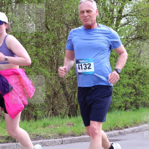 12.04.2026 - 45. Internationalen Wilhelmsburger Insellauf Yannick Fuchs http://msf.ph/oto/9494306 12.04.2026 13:03:47 Laufen 4132, 14 meine-sportfotos.de