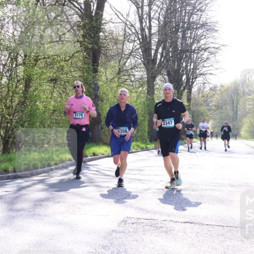 12.04.2026 - 45. Internationalen Wilhelmsburger Insellauf Yannick Fuchs http://msf.ph/oto/9494314 12.04.2026 10:48:42 Laufen 3178, 3358, 3347 meine-sportfotos.de