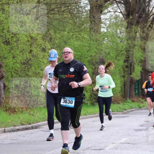 12.04.2026 - 45. Internationalen Wilhelmsburger Insellauf Yannick Fuchs http://msf.ph/oto/9494318 12.04.2026 13:03:49 Laufen 23, 437, 3630, 4845, 5487 meine-sportfotos.de