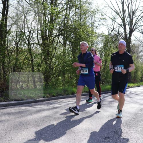 12.04.2026 - 45. Internationalen Wilhelmsburger Insellauf Yannick Fuchs http://msf.ph/oto/9494333 12.04.2026 10:48:43 Laufen 3358, 3347 meine-sportfotos.de
