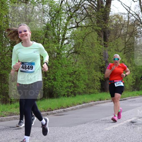 12.04.2026 - 45. Internationalen Wilhelmsburger Insellauf Yannick Fuchs http://msf.ph/oto/9494344 12.04.2026 13:03:53 Laufen 4849, 5487, 3250, 1244 meine-sportfotos.de