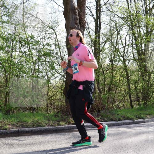 12.04.2026 - 45. Internationalen Wilhelmsburger Insellauf Yannick Fuchs http://msf.ph/oto/9494345 12.04.2026 10:48:45 Laufen 178 meine-sportfotos.de