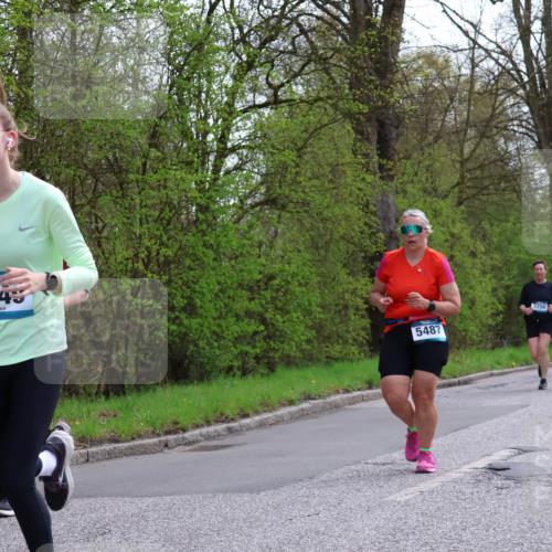 12.04.2026 - 45. Internationalen Wilhelmsburger Insellauf Yannick Fuchs http://msf.ph/oto/9494347 12.04.2026 13:03:54 Laufen 484, 5487, 3250, 3244 meine-sportfotos.de
