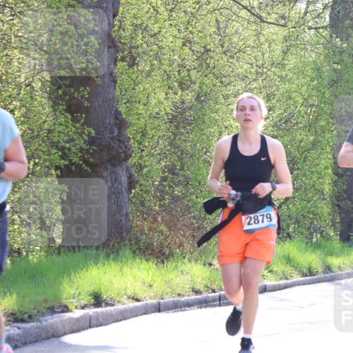 12.04.2026 - 45. Internationalen Wilhelmsburger Insellauf Yannick Fuchs http://msf.ph/oto/9494349 12.04.2026 10:48:46 Laufen 2122, 2879, 2880 meine-sportfotos.de