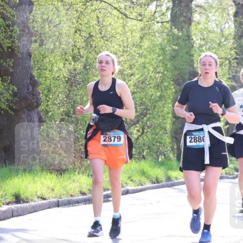 12.04.2026 - 45. Internationalen Wilhelmsburger Insellauf Yannick Fuchs http://msf.ph/oto/9494351 12.04.2026 10:48:47 Laufen 2879, 2880, 4825 meine-sportfotos.de