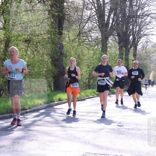 12.04.2026 - 45. Internationalen Wilhelmsburger Insellauf Yannick Fuchs http://msf.ph/oto/9494359 12.04.2026 10:48:47 Laufen 2122, 2879, 2880, 482, 4004 meine-sportfotos.de