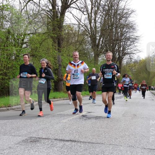 12.04.2026 - 45. Internationalen Wilhelmsburger Insellauf Yannick Fuchs http://msf.ph/oto/9494366 12.04.2026 13:03:57 Laufen 3250, 3244, 4926, 40, 4731, 439, 2884 meine-sportfotos.de