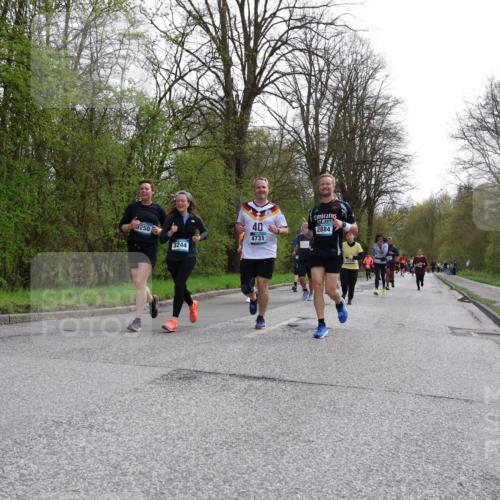 12.04.2026 - 45. Internationalen Wilhelmsburger Insellauf Yannick Fuchs http://msf.ph/oto/9494370 12.04.2026 13:03:57 Laufen 3250, 3244, 40, 4731, 2884 meine-sportfotos.de
