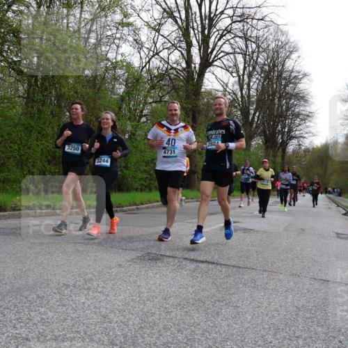 12.04.2026 - 45. Internationalen Wilhelmsburger Insellauf Yannick Fuchs http://msf.ph/oto/9494377 12.04.2026 13:03:58 Laufen 3250, 3244, 40, 4731, 2884, 2118 meine-sportfotos.de