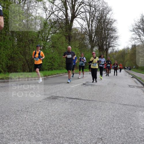 12.04.2026 - 45. Internationalen Wilhelmsburger Insellauf Yannick Fuchs http://msf.ph/oto/9494389 12.04.2026 13:03:59 Laufen 884, 4926, 2118 meine-sportfotos.de
