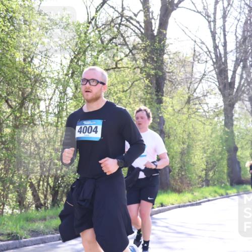 12.04.2026 - 45. Internationalen Wilhelmsburger Insellauf Yannick Fuchs http://msf.ph/oto/9494396 12.04.2026 10:48:51 Laufen 4004 meine-sportfotos.de