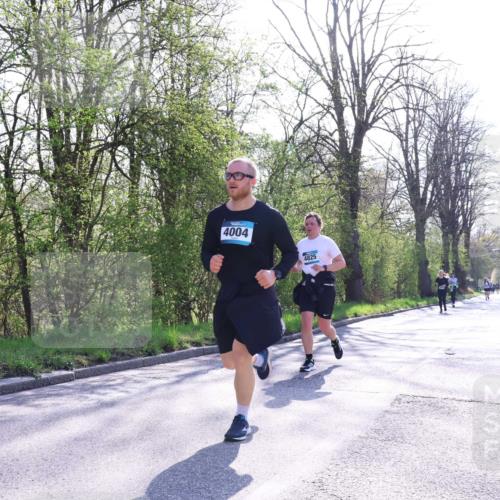 12.04.2026 - 45. Internationalen Wilhelmsburger Insellauf Yannick Fuchs http://msf.ph/oto/9494399 12.04.2026 10:48:51 Laufen 4004, 4825 meine-sportfotos.de