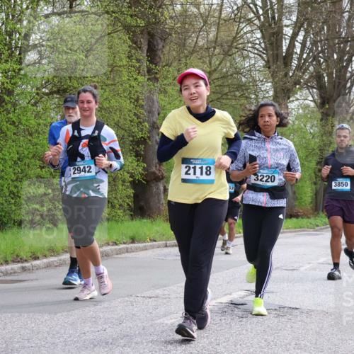 12.04.2026 - 45. Internationalen Wilhelmsburger Insellauf Yannick Fuchs http://msf.ph/oto/9494402 12.04.2026 13:04:01 Laufen 2942, 2118, 53, 3220, 3850, 5 meine-sportfotos.de