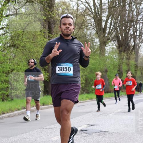 12.04.2026 - 45. Internationalen Wilhelmsburger Insellauf Yannick Fuchs http://msf.ph/oto/9494423 12.04.2026 13:04:03 Laufen 3850, 5157 meine-sportfotos.de