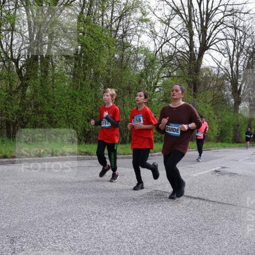 12.04.2026 - 45. Internationalen Wilhelmsburger Insellauf Yannick Fuchs http://msf.ph/oto/9494460 12.04.2026 13:04:08 Laufen 5157, 5158 meine-sportfotos.de