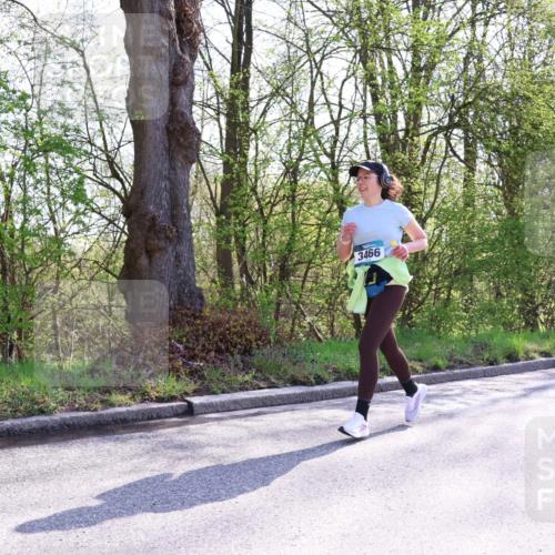 12.04.2026 - 45. Internationalen Wilhelmsburger Insellauf Yannick Fuchs http://msf.ph/oto/9494493 12.04.2026 10:49:02 Laufen 3466 meine-sportfotos.de