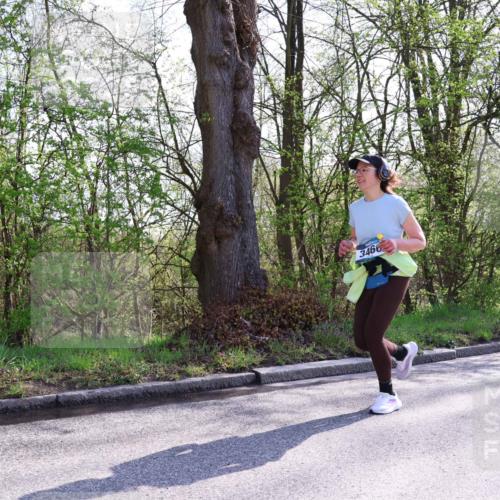 12.04.2026 - 45. Internationalen Wilhelmsburger Insellauf Yannick Fuchs http://msf.ph/oto/9494495 12.04.2026 10:49:02 Laufen 3466 meine-sportfotos.de