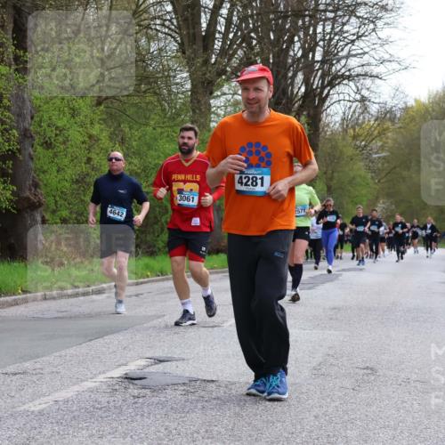 12.04.2026 - 45. Internationalen Wilhelmsburger Insellauf Yannick Fuchs http://msf.ph/oto/9494496 12.04.2026 13:04:13 Laufen 4642, 3061, 4281, 2571 meine-sportfotos.de