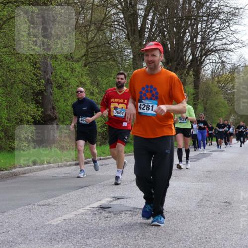 12.04.2026 - 45. Internationalen Wilhelmsburger Insellauf Yannick Fuchs http://msf.ph/oto/9494500 12.04.2026 13:04:13 Laufen 464, 3061, 4281, 2571 meine-sportfotos.de