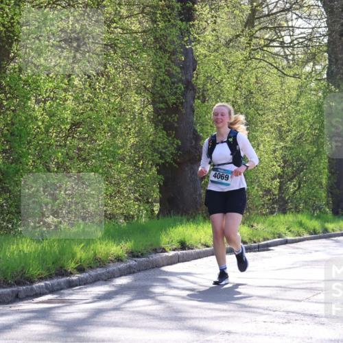 12.04.2026 - 45. Internationalen Wilhelmsburger Insellauf Yannick Fuchs http://msf.ph/oto/9494502 12.04.2026 10:49:04 Laufen 4069 meine-sportfotos.de