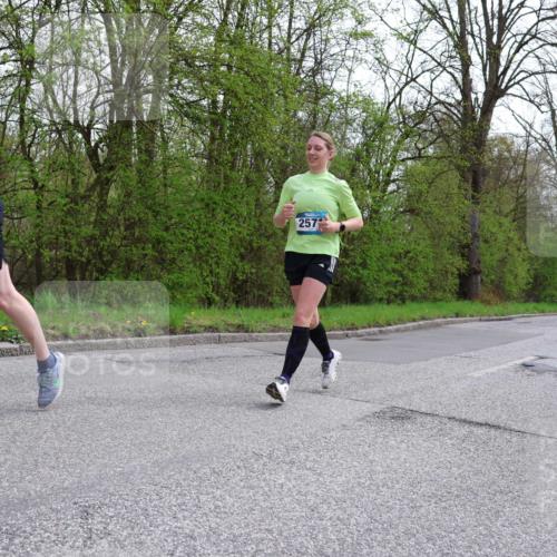 12.04.2026 - 45. Internationalen Wilhelmsburger Insellauf Yannick Fuchs http://msf.ph/oto/9494534 12.04.2026 13:04:18 Laufen 642, 257 meine-sportfotos.de
