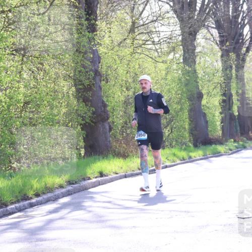 12.04.2026 - 45. Internationalen Wilhelmsburger Insellauf Yannick Fuchs http://msf.ph/oto/9494535 12.04.2026 10:49:08 Laufen 2950 meine-sportfotos.de