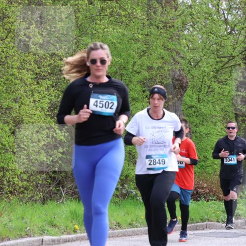 12.04.2026 - 45. Internationalen Wilhelmsburger Insellauf Yannick Fuchs http://msf.ph/oto/9494537 12.04.2026 13:04:19 Laufen 4502, 2849, 3041, 455 meine-sportfotos.de