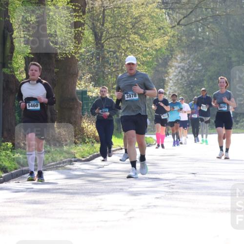 12.04.2026 - 45. Internationalen Wilhelmsburger Insellauf Yannick Fuchs http://msf.ph/oto/9494573 12.04.2026 10:49:14 Laufen 5460, 4686, 3978, 4630, 3463, 5605, 4612 meine-sportfotos.de