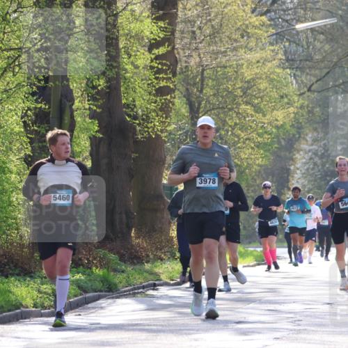 12.04.2026 - 45. Internationalen Wilhelmsburger Insellauf Yannick Fuchs http://msf.ph/oto/9494589 12.04.2026 10:49:16 Laufen 5460, 3978, 4630, 4613, 1759, 5605, 319 meine-sportfotos.de