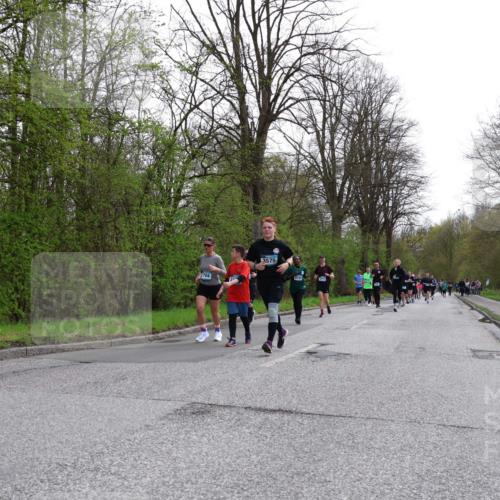 12.04.2026 - 45. Internationalen Wilhelmsburger Insellauf Yannick Fuchs http://msf.ph/oto/9494627 12.04.2026 13:04:27 Laufen 3704, 3575 meine-sportfotos.de