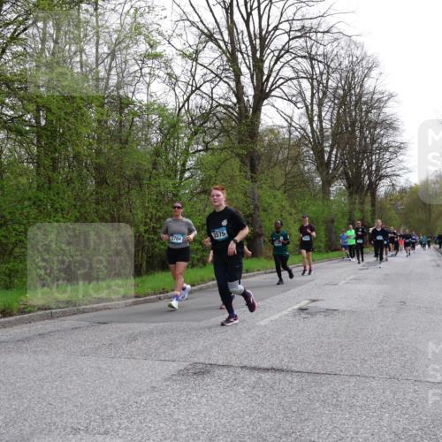 12.04.2026 - 45. Internationalen Wilhelmsburger Insellauf Yannick Fuchs http://msf.ph/oto/9494633 12.04.2026 13:04:28 Laufen 3704, 3575 meine-sportfotos.de