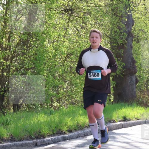 12.04.2026 - 45. Internationalen Wilhelmsburger Insellauf Yannick Fuchs http://msf.ph/oto/9494646 12.04.2026 10:49:23 Laufen 5460 meine-sportfotos.de
